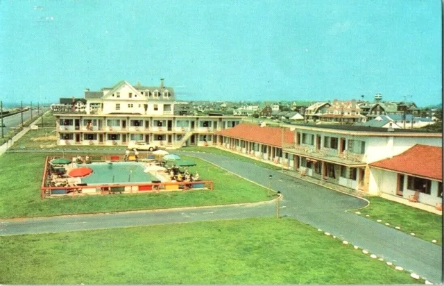 Postcard~ Cape May, N. J.~ Pittsburgh & Beach Ave. ~Beach Tower Motel~ Pool View