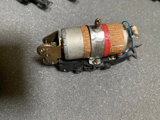 LOT 2 MOTEUR mabuchi avec engrenage pour locomotive jouef EUR 14,00