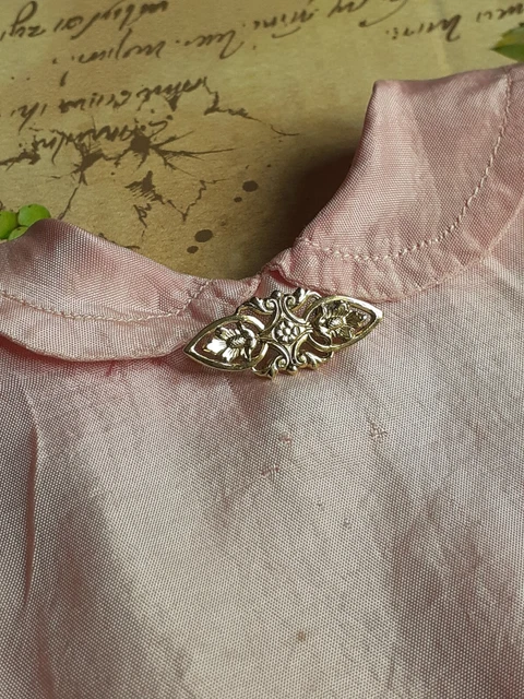rare magnifique ancienne broche poupée Katie époque1900 très