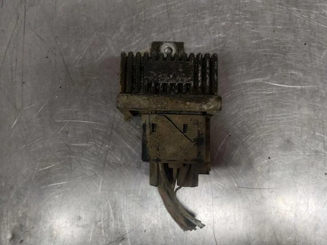 Feu clignotant avant droit VAN WEZEL 2813908 pas cher