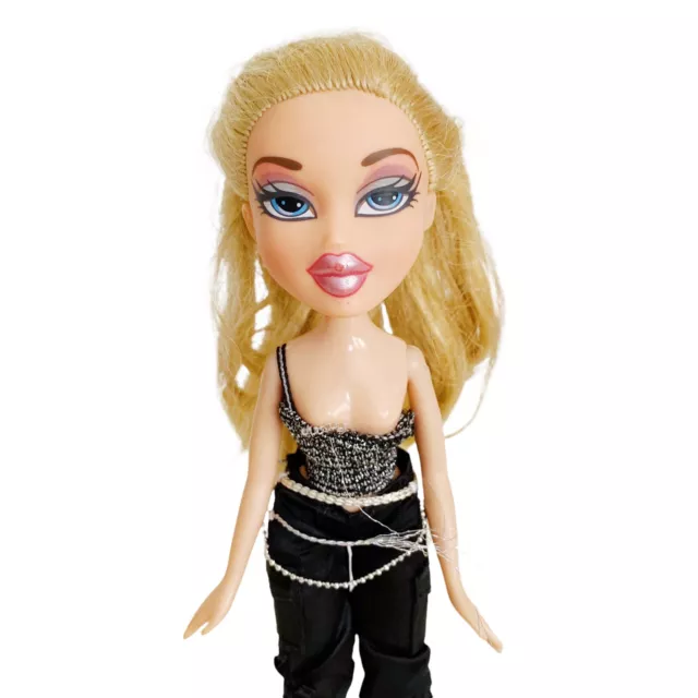 Bratz Cloe MGA 2001 Vintage Doll Figure