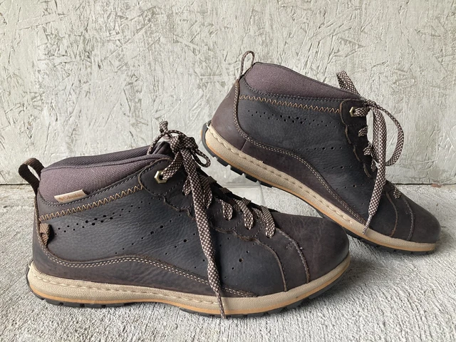 NIB MENS 8.5 Columbia Three Passes Desert Casual Lace Up Boots