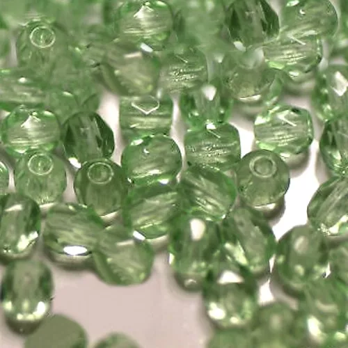 60 FACETTES Cristal de Bohême 4MM  PÉRIDOT