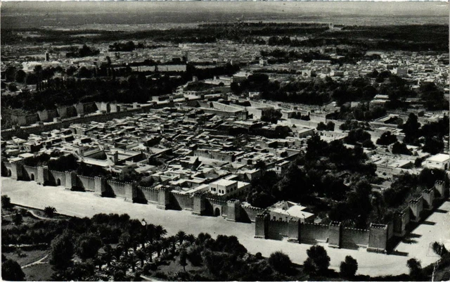 CPA AK MAROC TAROUDANT - Vue aerienne sur la Ville et les Remparts (92872)