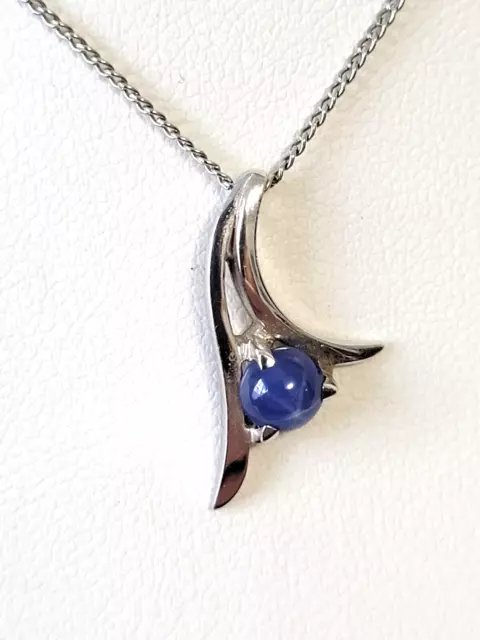 Vintage 14K solid White Gold Blue Star Sapphire Pendant necklace Estate Gemstone