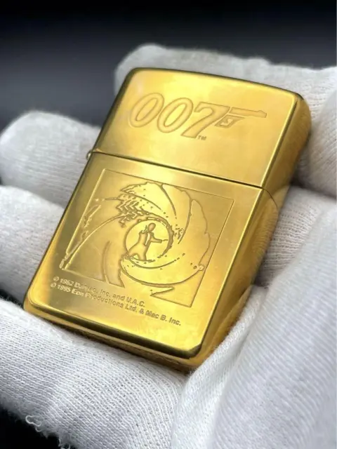 Zippo lighter 007 solid brass gold made in 1996 unused imported from Japan