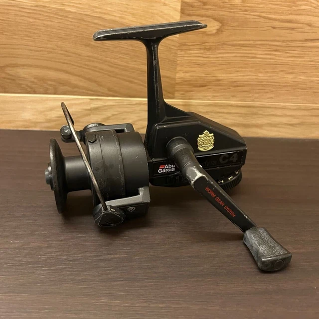 1984 VINTAGE ABU Garcia Cardinal C4 Special Green Body