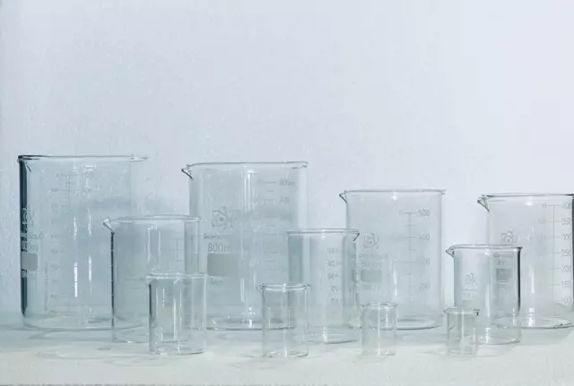 Glass BEAKER Graduated Low Form Research Grade Beakers 6 - sizes - 1/5/10 pcs 3