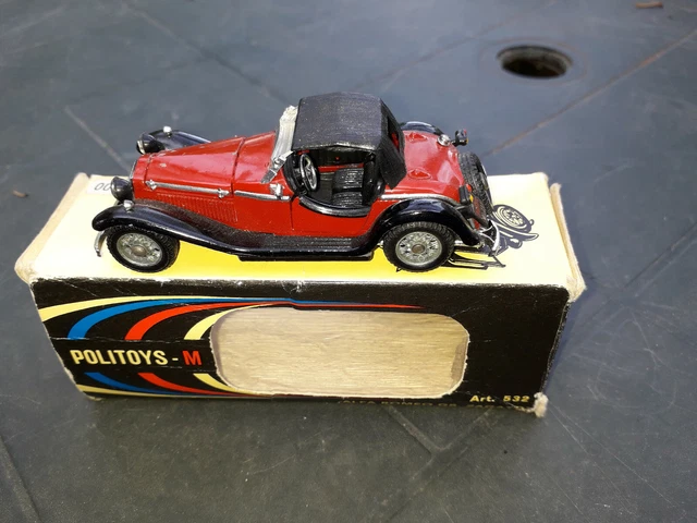 Politoys 1:43 - Coche a escala (2) - Alfa Romeo 2600 Zagato & Alfa