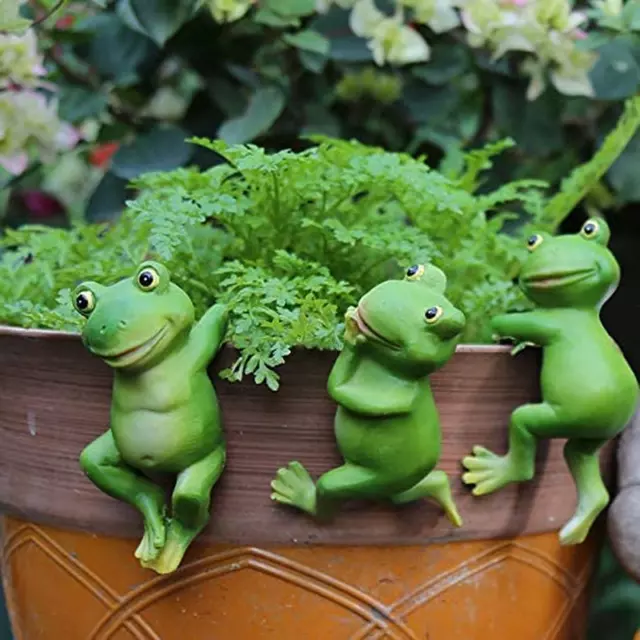 Set of 3 Sculpture Statue Outdoor Lawn Yard Art Statues Cute Frog Figurines