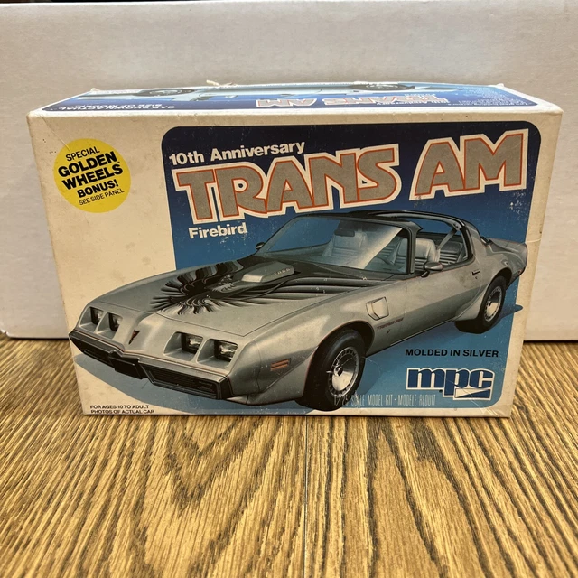 10TH ANNIVERSARY PONTIAC Trans Am Firebird MPC Model Kit 1979 1/25