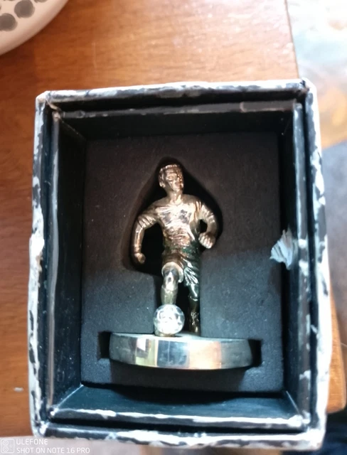 RARE Official Silver-plate MANCHESTER UNITED v Newcastle United Figurine. Season
