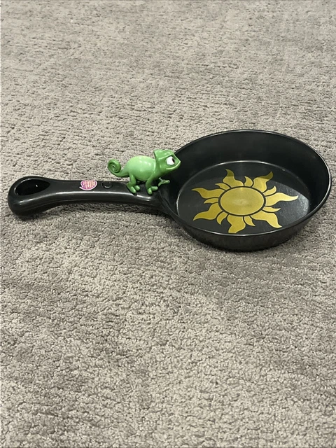 DISNEY TANGLED RAPUNZEL Frying Pan Costume Toy w/ Sounds Pascal