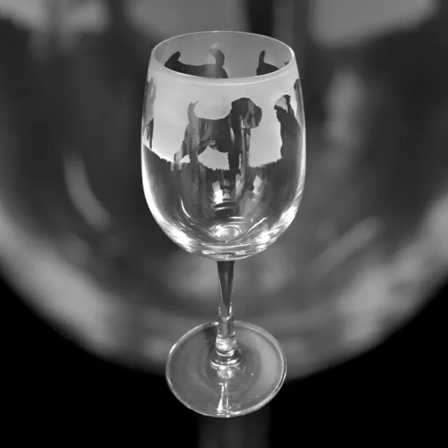 BRUSSELS GRIFFON Frieze Boxed 35cl Crystal Wine Glass