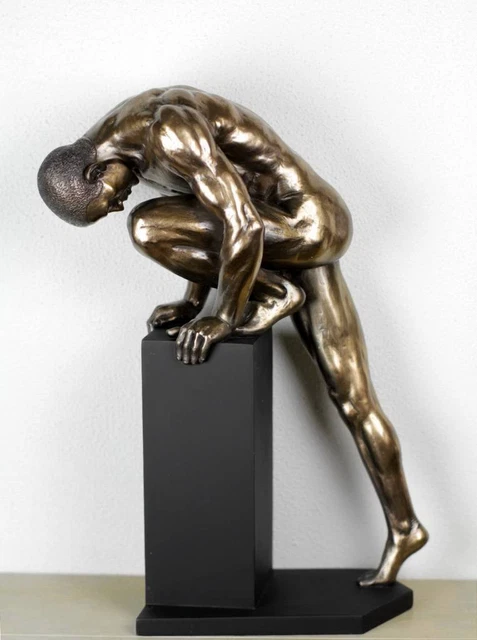 708.5777 Figurine Statuette Homme Nu Masculin Pose Sexy Lgbt Gay Style