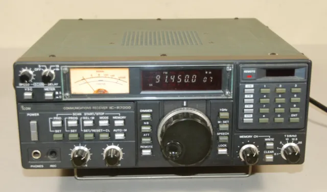 ICOM IC R-7000 COMMUNICATION RECEIVER + RC-12 Remote Control