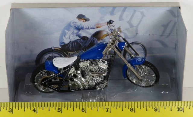 Muscle Machines Jesse James Dominator JJ05-18-02 West Coast Choppers WCC 1:18