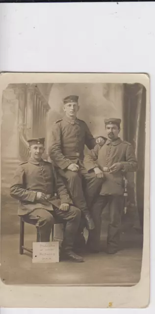 Foto AK Militär WK1 Feldpost Soldaten Gruppe 1915 Sedan Frankreich