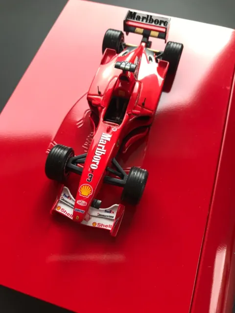 Ferrari F2001 Michael Schumacher 2091 1/43 La Storia Libro & Scatola