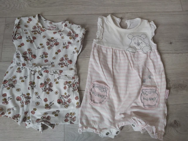 Pacchetto di vestiti enormi bambina 0-3 mesi 30 articoli inc SUCCESSIVO, bambino Disney #1 4