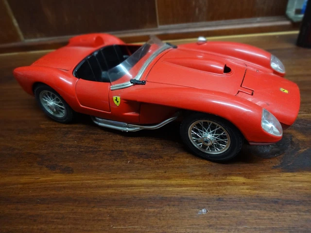 Ferrari Testa Rossa 1957 Cabriolet Rouge - Miniature 1/18 Burago Made In Italy