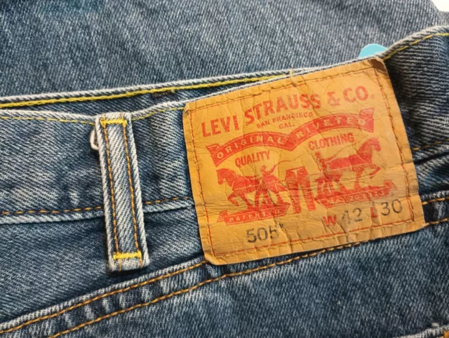 Levi's 505 Regular Fit Jeans 42x30 Color Med Blue 100%Cotton Levi's 505 Regular Fit Jeans 42x30 Color Med Blue 100%Cotton
