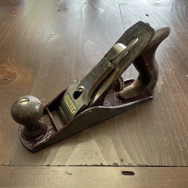 Vintage Stanley Bailey No. 3 Smooth Bottom Bench Plane Made in USA