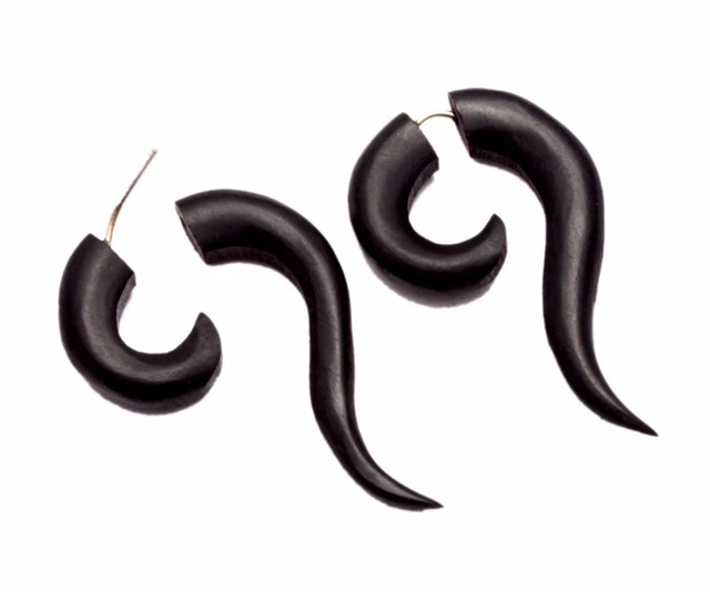 A Pair of Black Natural Wood USA Coconut Organic Tribal Wooden Earrings EAR882