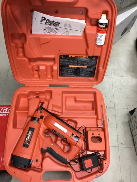 Paslode Cordless 16 Gauge Angled Finish Nailer Kit 900600 (A)- TESTED