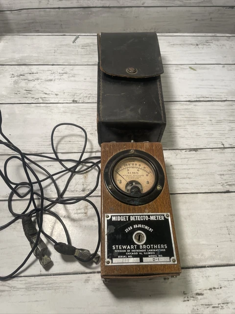 STEWART BROTHERS MIDGET DETECTO-METER D-1 with Case