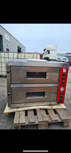 Modena 660mm X 660mm X 2 Pizza Oven. Industrial New