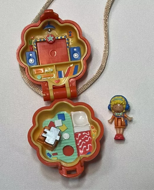 Vintage Bluebird Mattel Polly Pocket Music Room Locket 1991 COMPLETE