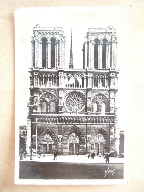 Cpa Paris (75) Facade De La Cathedrale Notre Dame. Paris ... En Flanant
