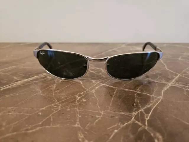 ~ Vintage Ray-Ban Sunglasses RB3142 Sport Metal Oval Rectangle Frame ~