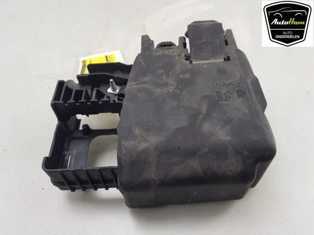Boîte à Fusibles Intérieure Pour Opel Corsa B 1.4i 60cv (1997) - Réf 90483952