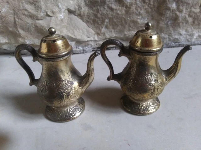 Cast Metal Tea Pot,  Salt & Pepper  Shakers Made in Occupied Japan 3" Tall