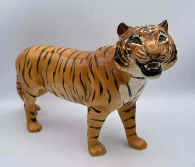 Large BESWICK Figure of a TIGER - model 2096