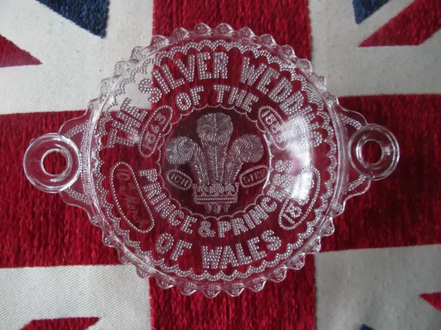 1883 Silver Wedding of Prince & Princess of Wales  (Edward VII) Glass Dish