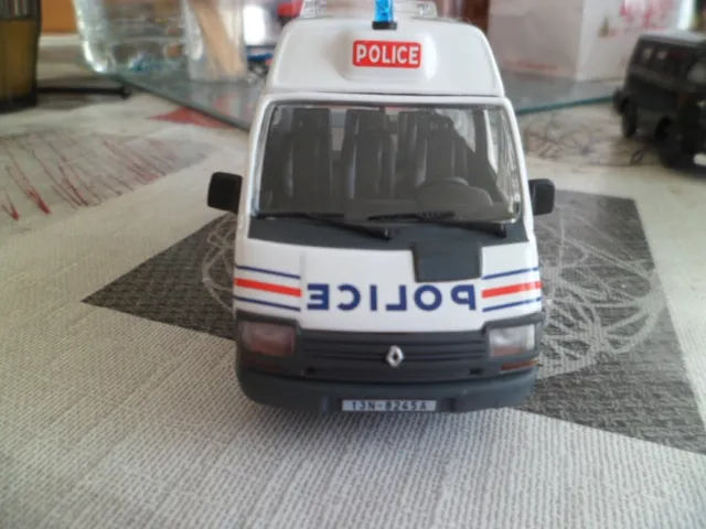 Renault Trafic  "Police" (1989) - Norev 1/43 2