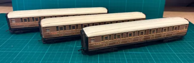 Hornby Flying Scotsman Teak coaches OO Gauge LNER 22357 bundle