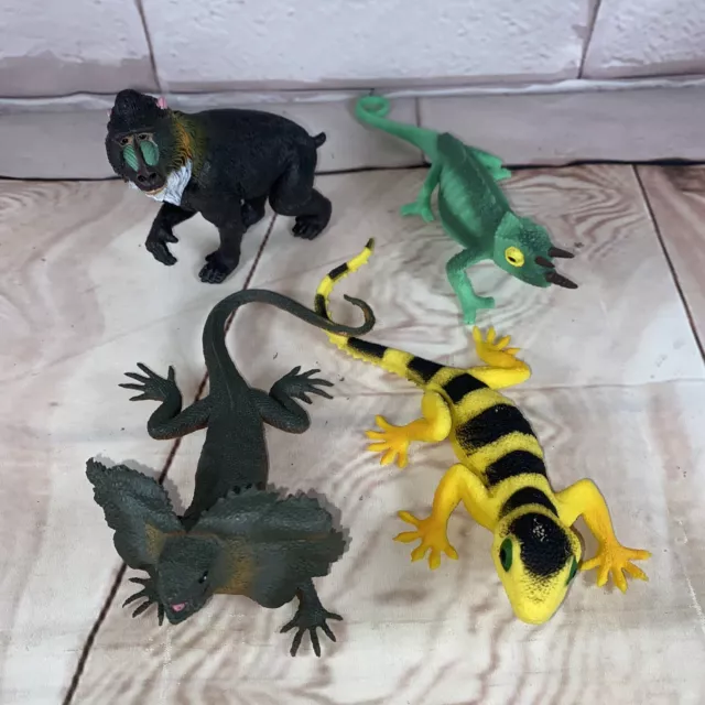 MIXED LOT OF Plastic Dinosaur Lizard Ape Toy Figures Miniature Dino ...