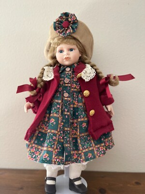 The emerald doll porcelain collection