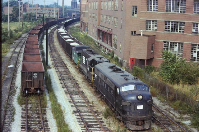 Orig. Slide Penn Central #1677 Clark Branch Cleveland Ohio 8/14/1973