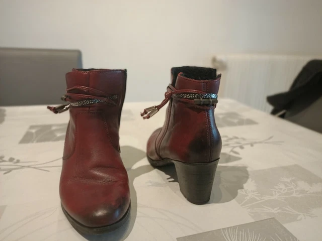 Bottines Morgan En Cuir Noir Clouté - Taille 38 - Fabriqué Au Portugal - Neuves Sans Boîte