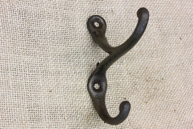 Old Double Coat Hook School Farm House Primitive RARE Cast Iron 3 3/4” vintage 4