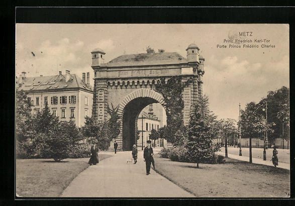CPA Metz, vue de la rue am Prinz Friedrich Karl-Tor 1914
