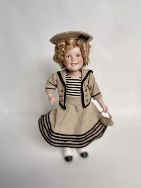 Danbury Mint Porcelain Shirley Temple "Wee Willie Winkie" Doll 10”Ht