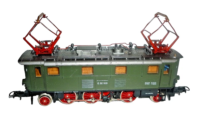 Roco 14145 – Locomotive A. Br 132 (neuve, échelle HO)