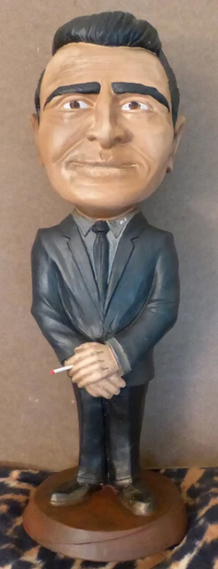 Rod Serling The Twilight Zone MARKO not ESCO Chalkware - Near Mint Statue! Rod Serling The Twilight Zone MARKO not ESCO Chalkware - Near Mint Statue!