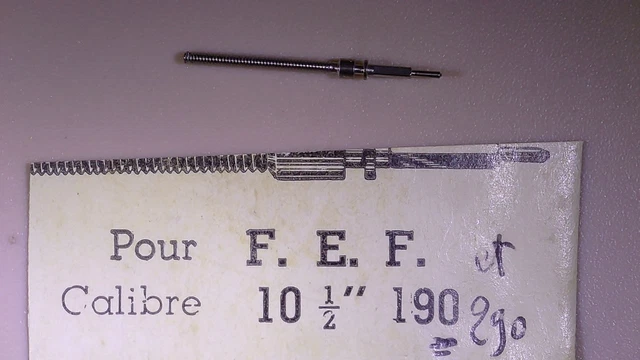 Pièce Horlogère ETA 2390 – Tige De Remontoir N°80 (Neuve, Sans Boîte)